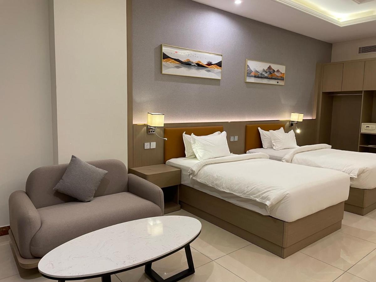 Season Inn Hotel_Al Hail Seeb Exterior photo