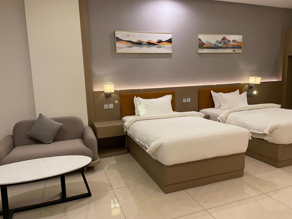 Season Inn Hotel_Al Hail Seeb Exterior photo