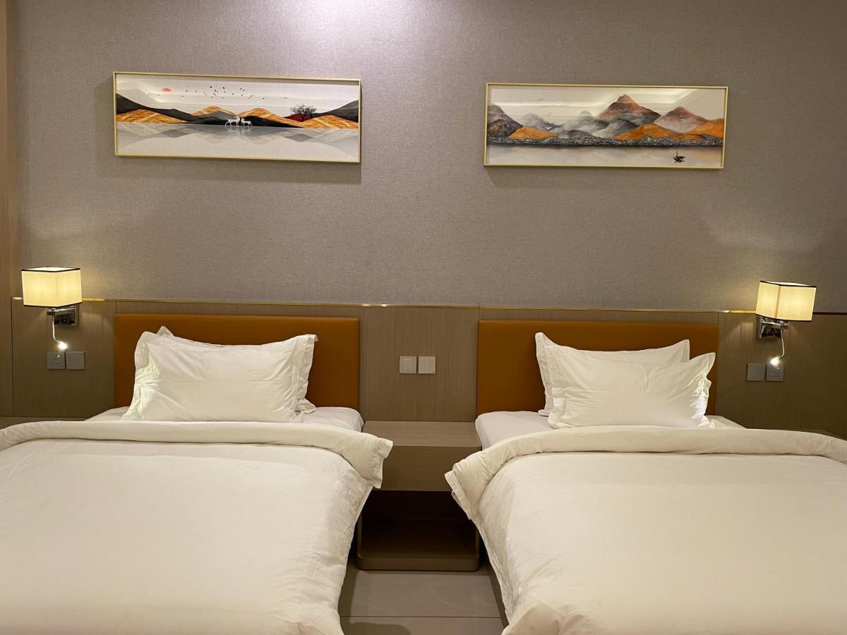 Season Inn Hotel_Al Hail Seeb Exterior photo