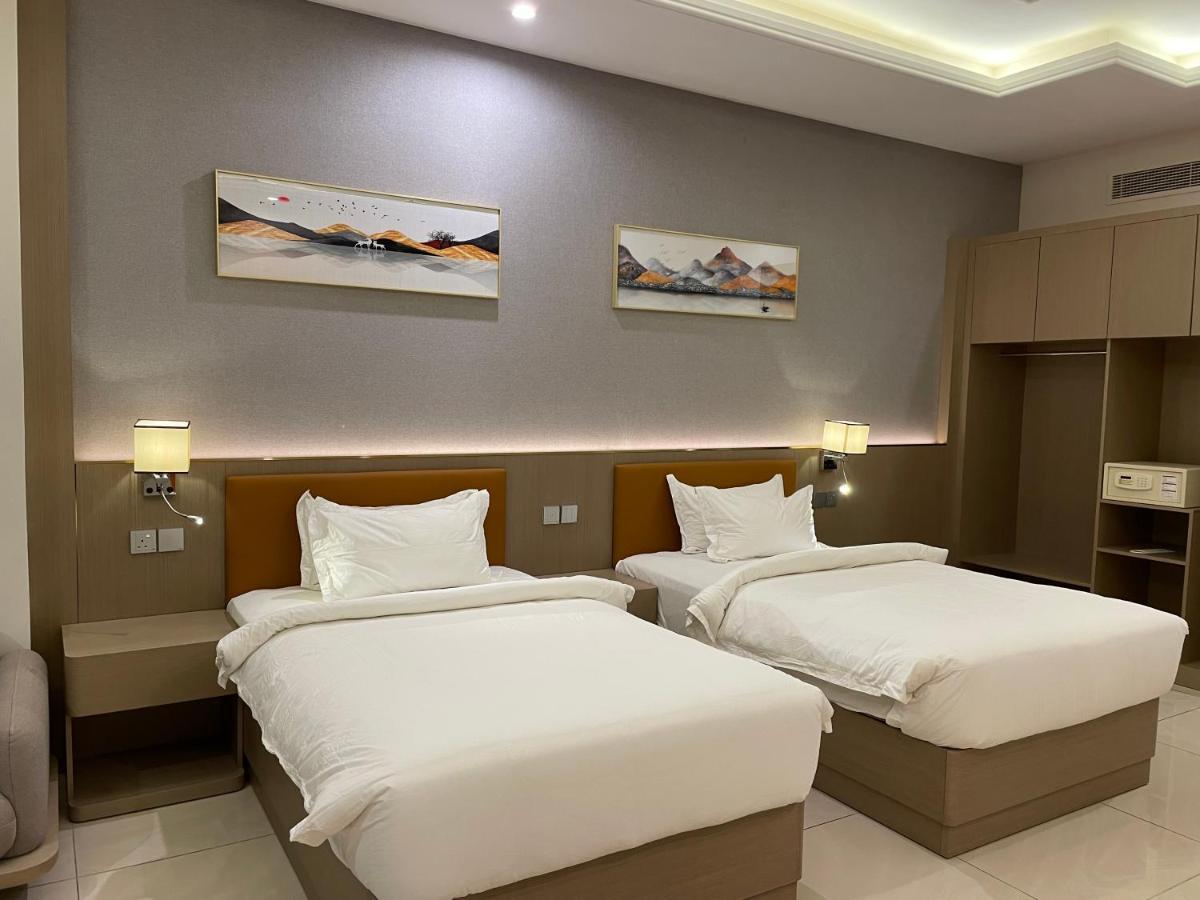 Season Inn Hotel_Al Hail Seeb Exterior photo
