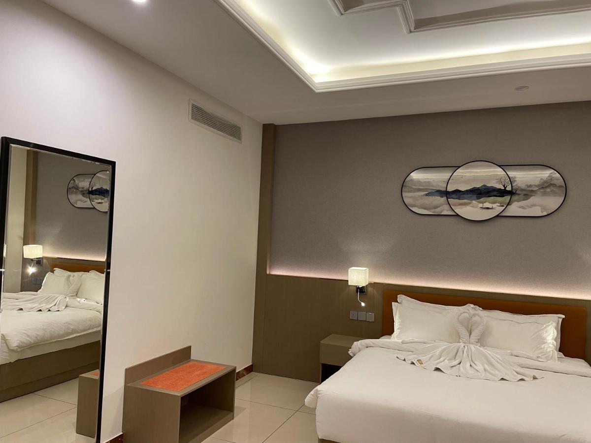 Season Inn Hotel_Al Hail Seeb Exterior photo